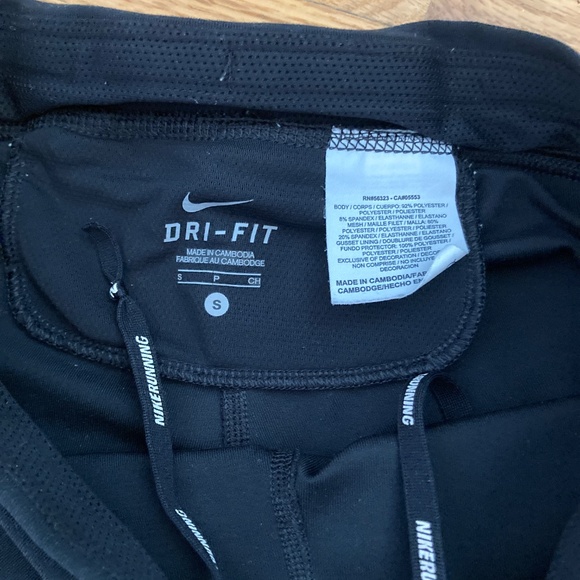 W's Nike Dri Fit Running Capri Tights - Picture 2 of 3